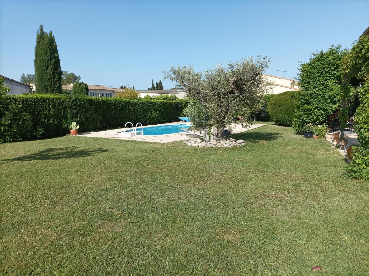 Chambre D'Hote Au Coeur Des Alpilles Муриес Екстериор снимка