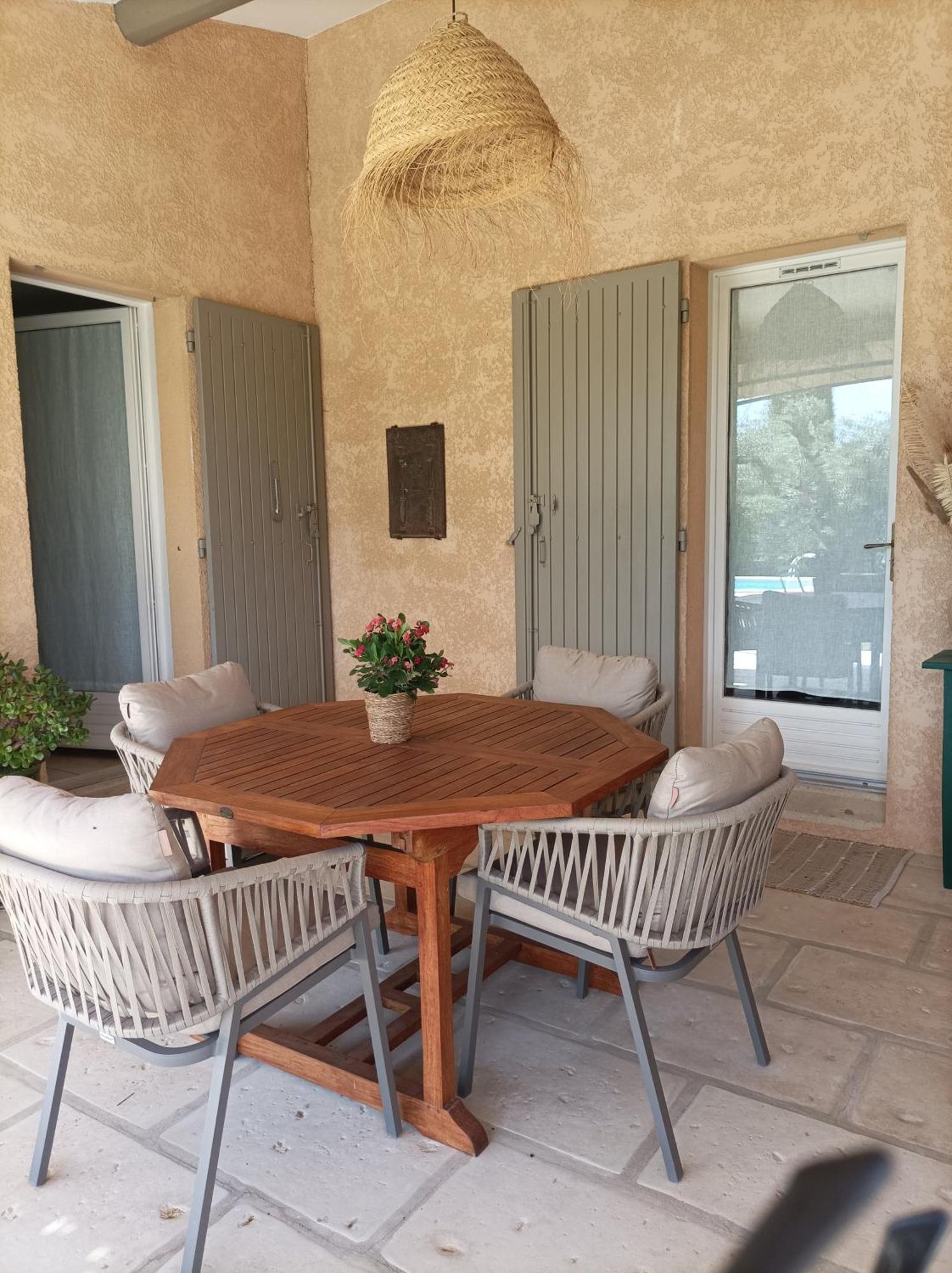 Chambre D'Hote Au Coeur Des Alpilles Муриес Екстериор снимка